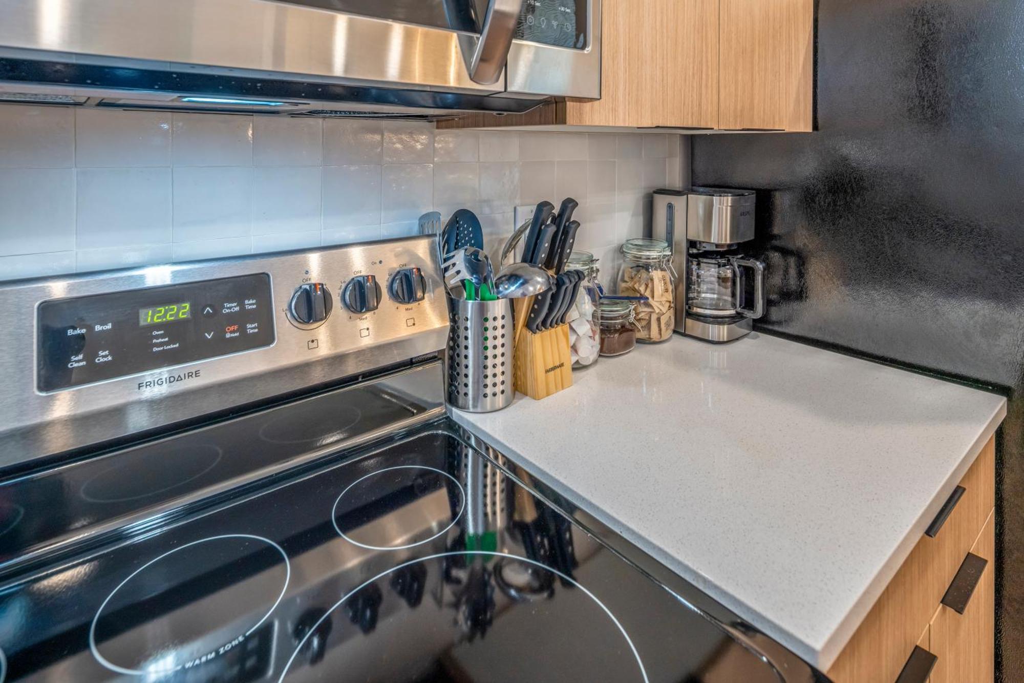 Prime Otr, 3 Lux Queen Beds, Two 55In Tvs, Steps To Tql, Findlay Market, Light Rail, Fast Wifi Cincinnati Extérieur photo