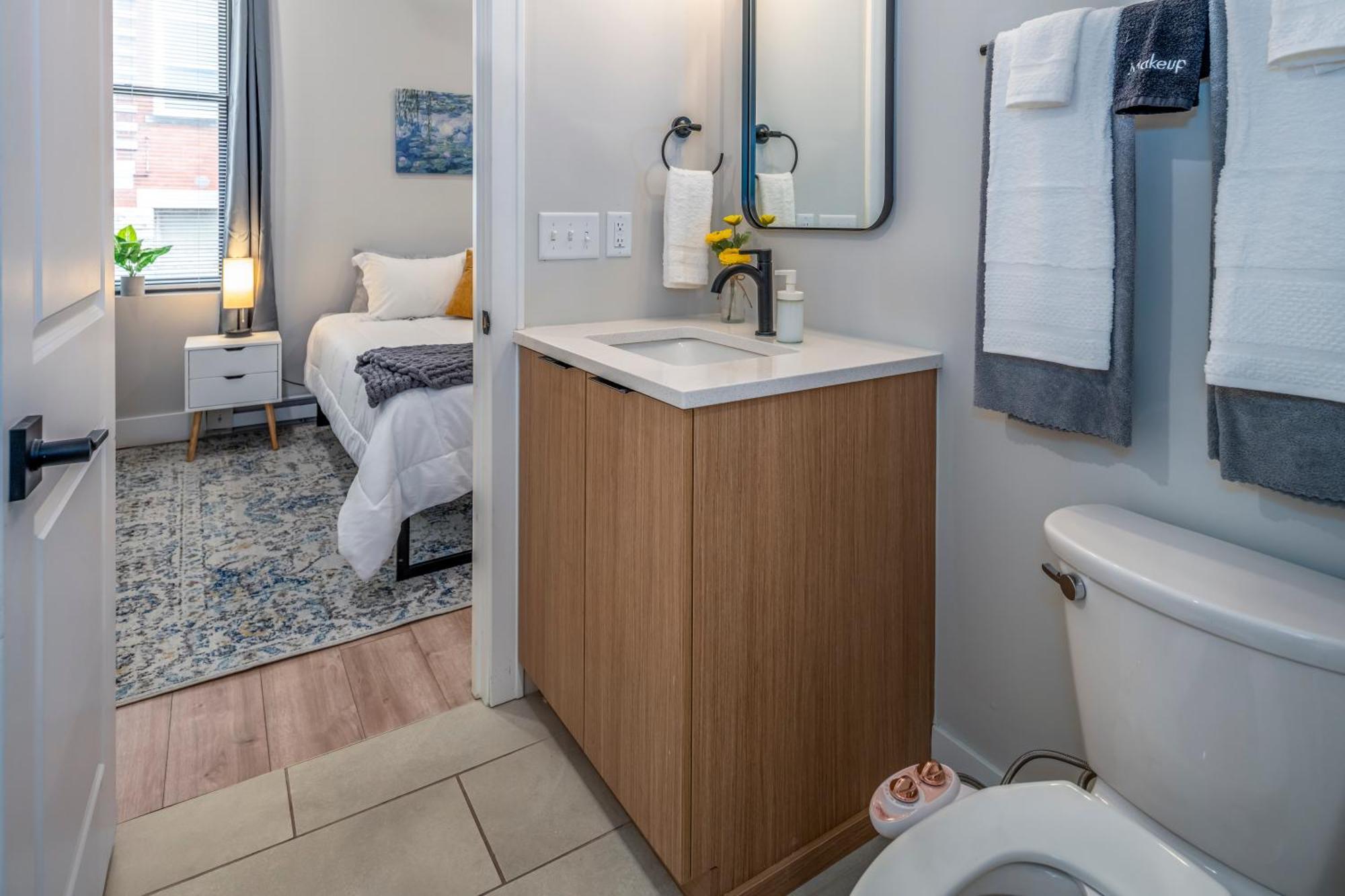 Prime Otr, 3 Lux Queen Beds, Two 55In Tvs, Steps To Tql, Findlay Market, Light Rail, Fast Wifi Cincinnati Extérieur photo